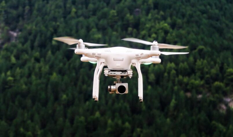 drone-g12150e12d_1920-1024x683 drone-g12150e12d_1920-1024x683
